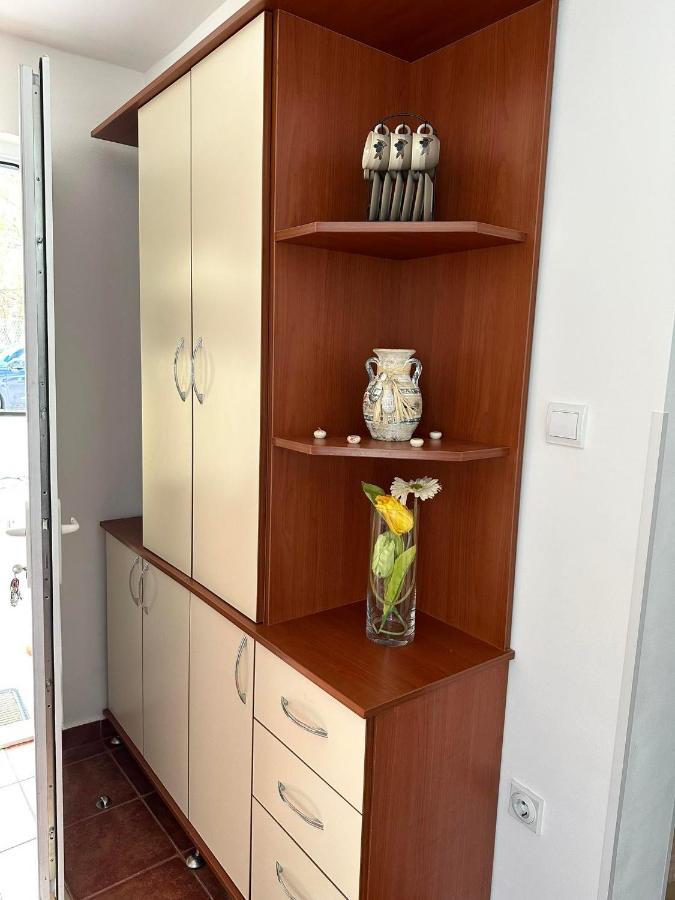Nikšić Apartmani Emily & Jully מראה חיצוני תמונה