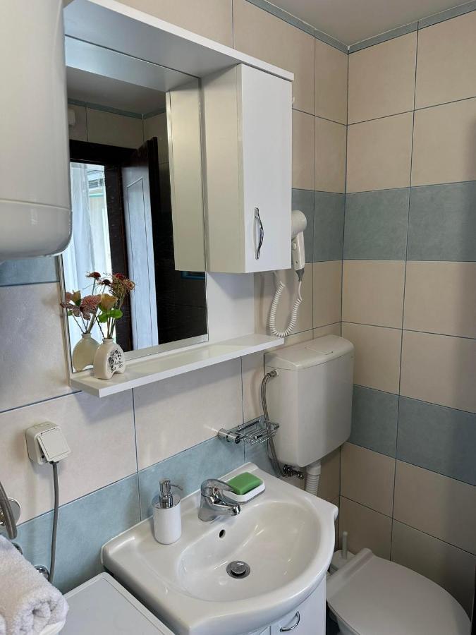 Nikšić Apartmani Emily & Jully מראה חיצוני תמונה