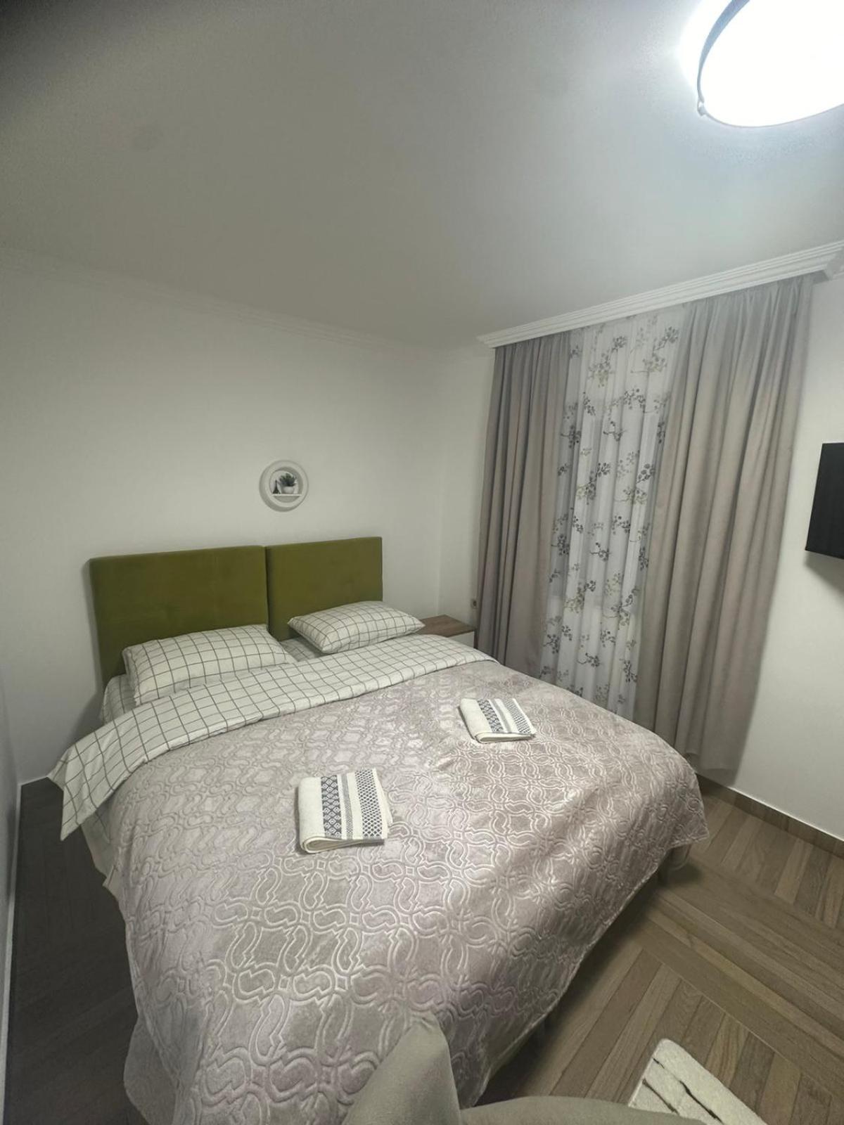 Nikšić Apartmani Emily & Jully מראה חיצוני תמונה