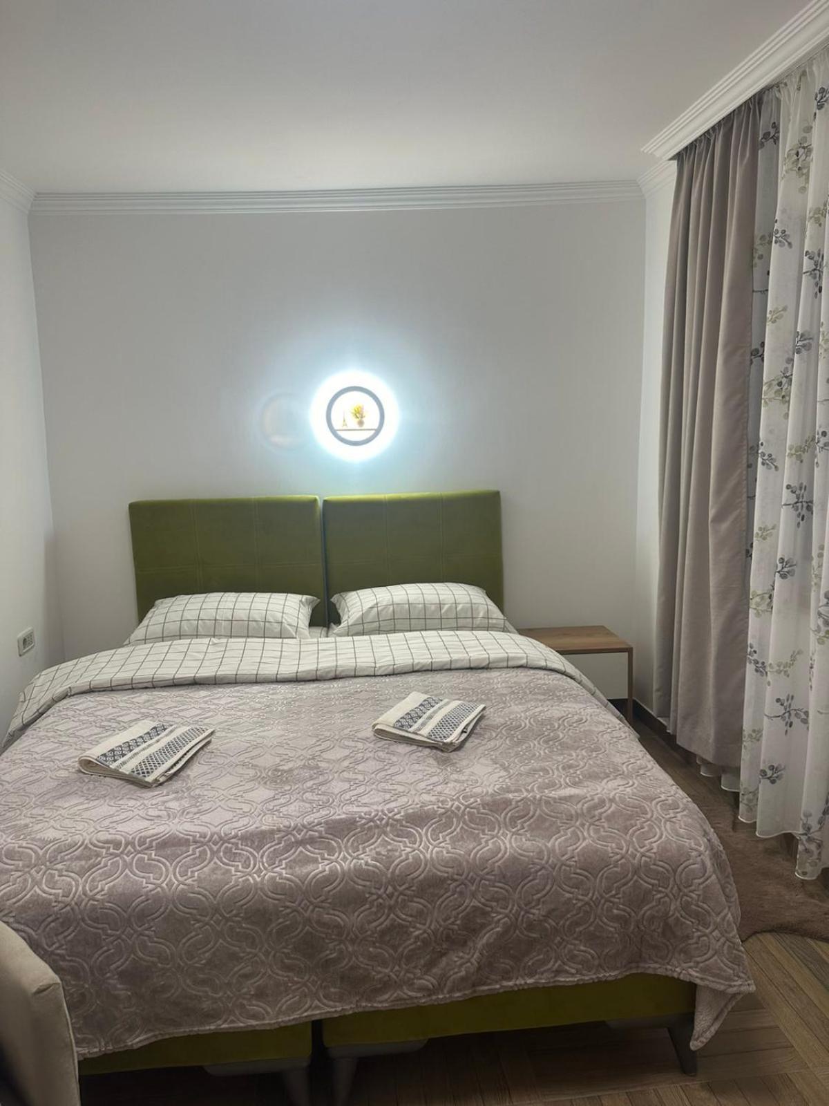 Nikšić Apartmani Emily & Jully מראה חיצוני תמונה