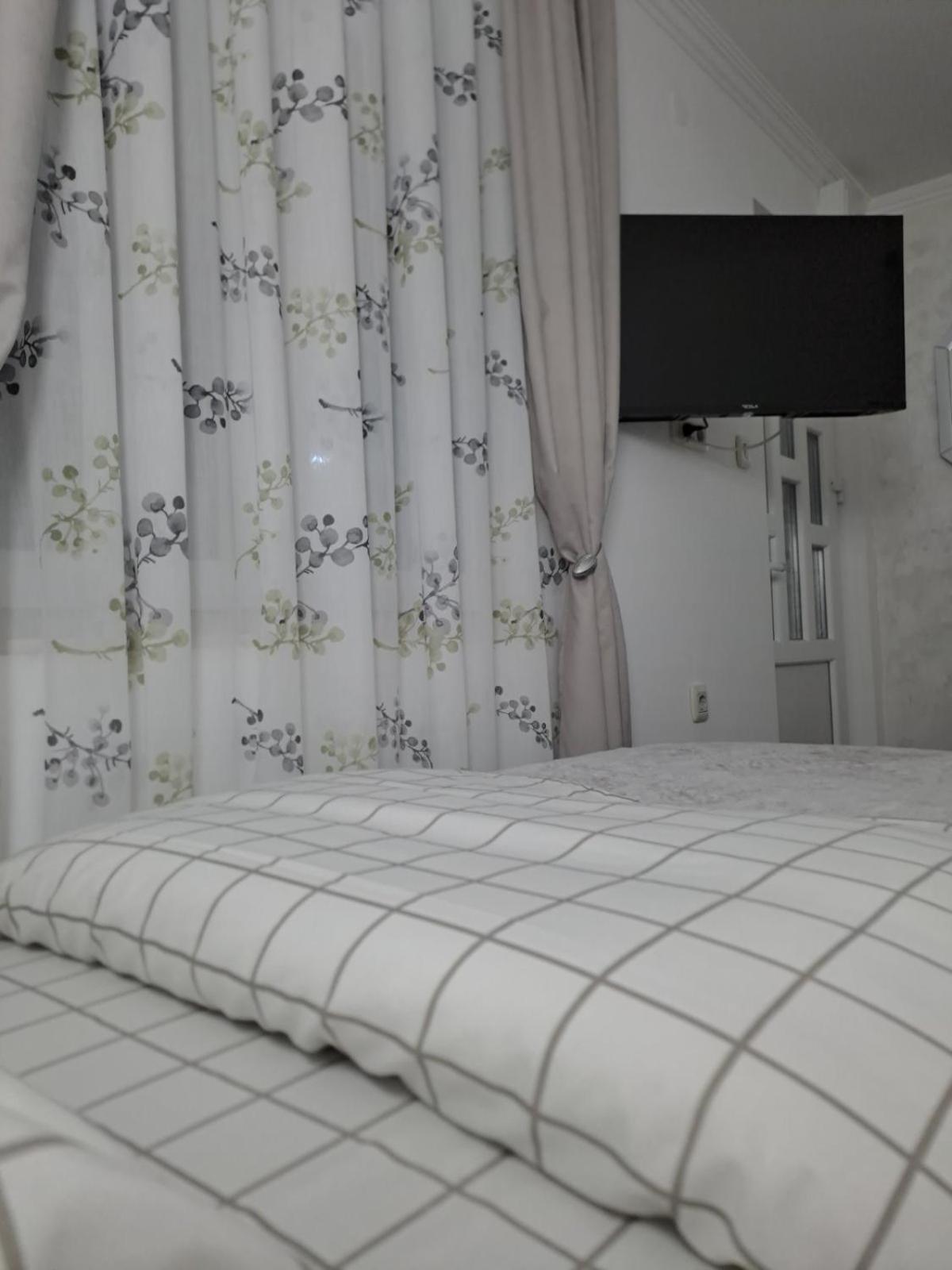 Nikšić Apartmani Emily & Jully מראה חיצוני תמונה